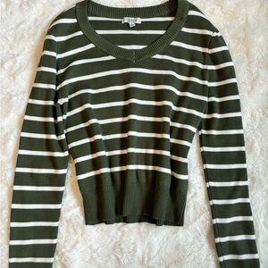 Chaps Dark Olive Green and White Crop Ribbed Sweatshirt